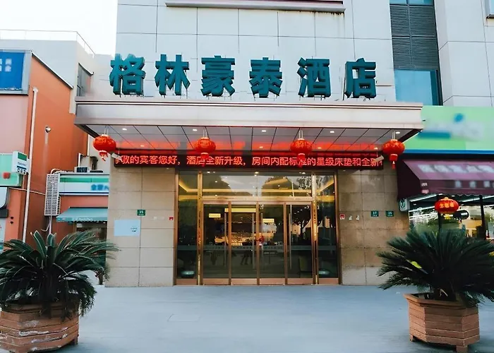 Green Tree Inn Fengxian New City Metro Station Jiukeshu Art Center